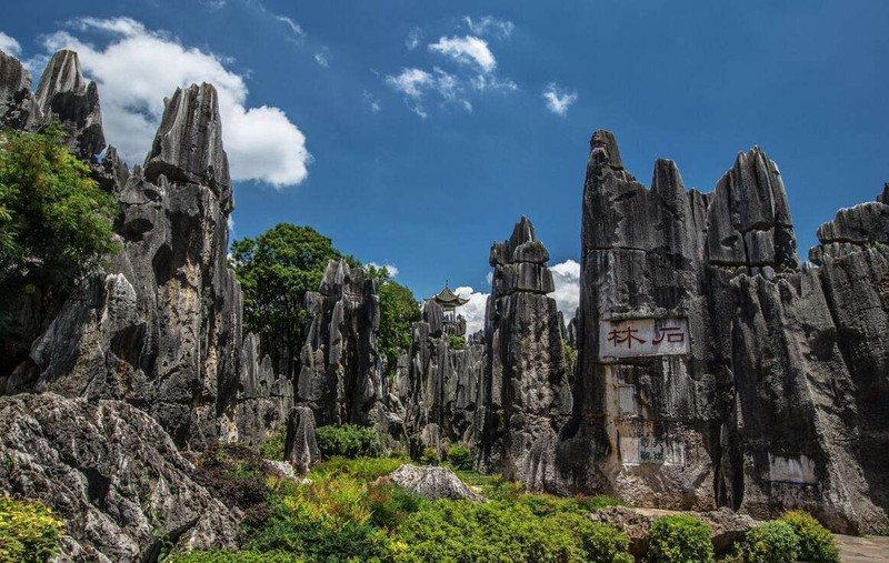 云南旅游住宿 - 丽江冬天旅游适合穿什么衣服-这些天适合去丽江旅行的衣服是什么？