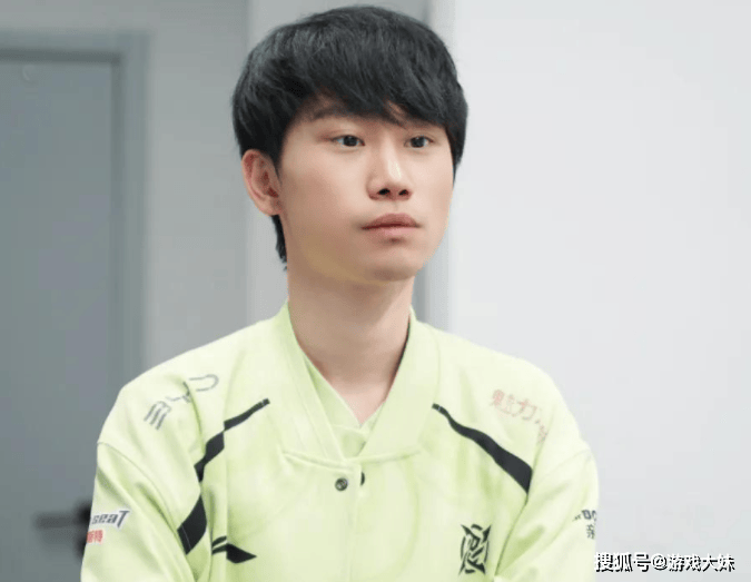 三角洲代肝_LOL热度严重下滑，多位职业选手都不想播了，纷纷直播玩其他游戏